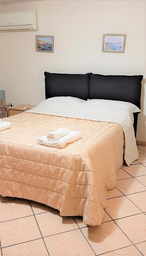 O' Vascio Apartment เนเปิลส์ ภายนอก รูปภาพ